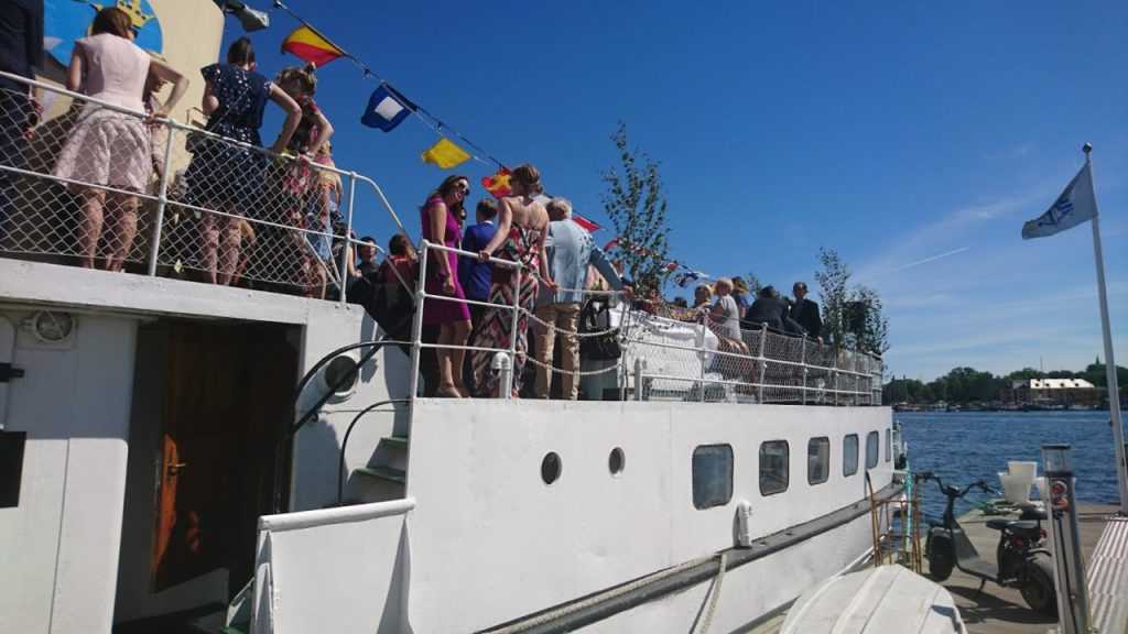 Hyra båt stockholm bröllop