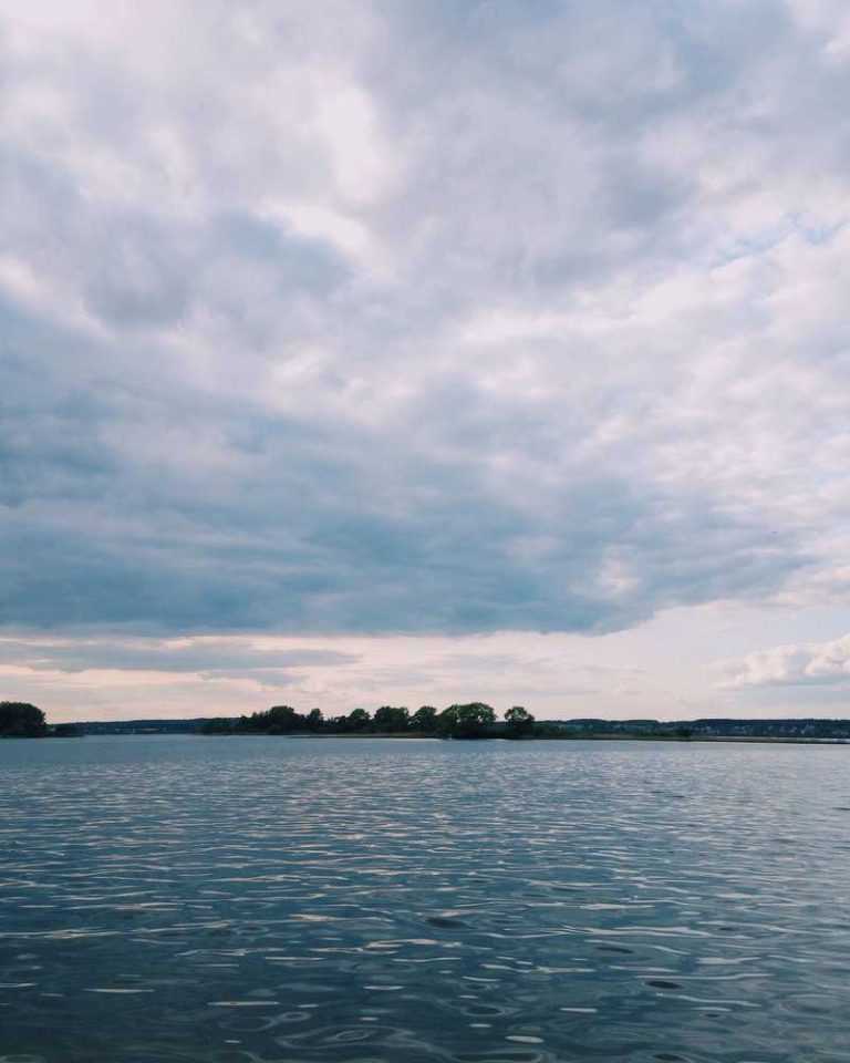 Hyra båt i Stockholm – Charter i Stockholm med Ängsholmen